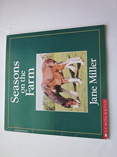 Imagen de archivo de Seasons on the Farm a la venta por Gulf Coast Books