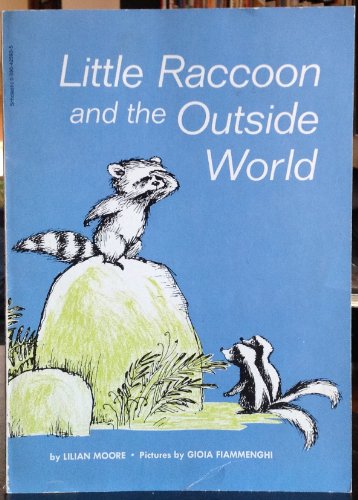 9780590425933: Little Raccoon and the Outside World