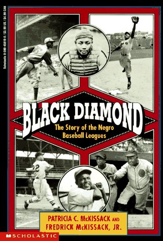 9780590458108: Black Diamond: The Story of the Negro Baseball Leagues
