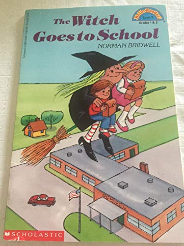 Imagen de archivo de Witch Goes To School, The (level 3) (Hello Reader) a la venta por Gulf Coast Books