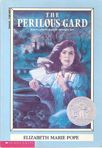 Beispielbild fr Perilous Gard zum Verkauf von ThriftBooks-Dallas