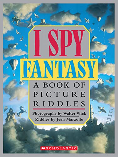 Imagen de archivo de I Spy Fantasy: a Book of Picture Riddles a la venta por Better World Books