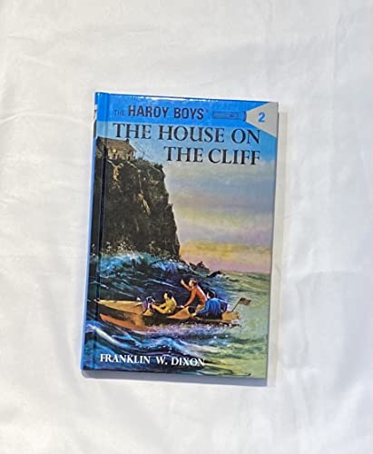 Beispielbild fr The House on the Cliff (The Hardy Boys, No. 2) zum Verkauf von Wonder Book