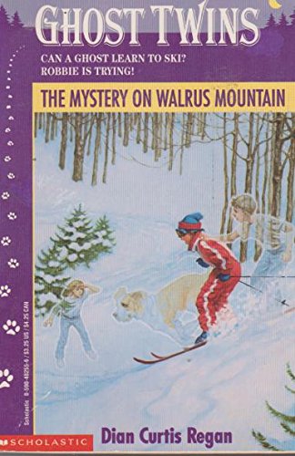 Beispielbild fr The Mystery on Walrus Mountain (Ghost Twins) zum Verkauf von SecondSale