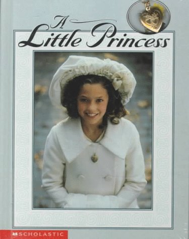 9780590486279: A Little Princess/Book and Locket