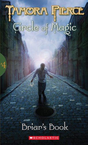 9780590554114: Circle of Magic #4: Briar's Book: Briar's Book - Reissue (Volume 4)