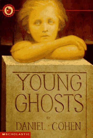 9780590624299: Young Ghosts