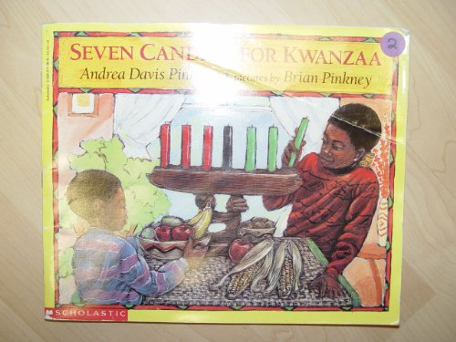 Imagen de archivo de Seven Candles for Kwanzaa (First Scholastic Printing, December 1995) a la venta por Gulf Coast Books