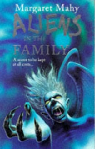 Beispielbild fr Aliens in the Family (Point - original fiction) zum Verkauf von WorldofBooks