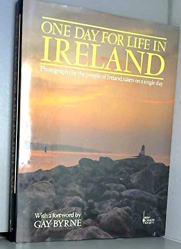 Stock image for One Day in Ireland for sale by ThriftBooks-Atlanta