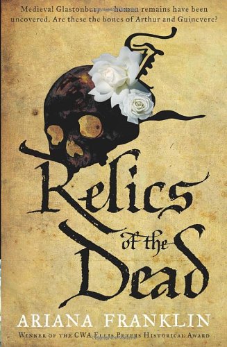 9780593062746: Relics of the Dead: Mistress of the Art of Death 3