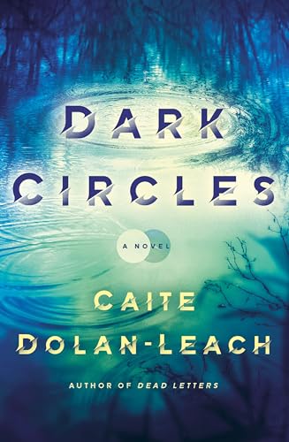 Imagen de archivo de Dark Circles: A Novel a la venta por PlumCircle