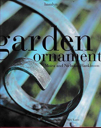 9780600597421: Garden Ornaments