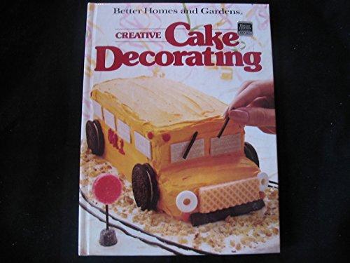 Beispielbild fr CREATIVE CAKE DECORATING zum Verkauf von WorldofBooks