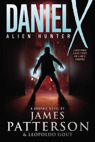Beispielbild fr Daniel X: Alien Hunter (Turtleback School & Library Binding Edition) (Daniel X Graphic Novel) zum Verkauf von SecondSale