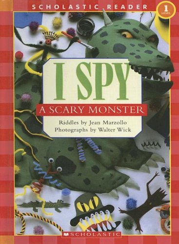 9780606338318: I Spy a Scary Monster