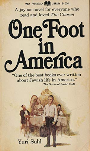 9780610640261: One Foot In America