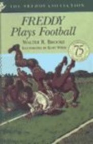 Freddy Plays Football (9780613544153) by Brooks, Walter R.