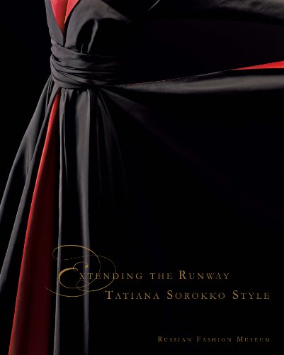 Beispielbild fr Extending the Runway Tatiana Sorokko Style zum Verkauf von Treehorn Books
