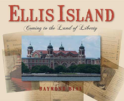 Stock image for Ellis Island : Coming to the Land of Liberty for sale by Better World Books