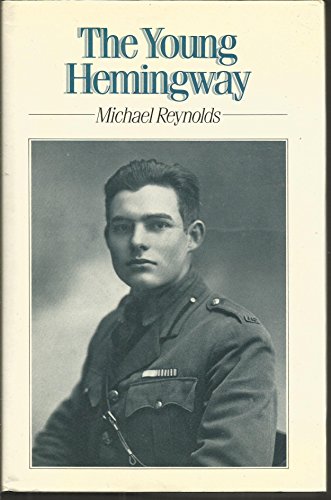 Stock image for The Young Hemingway for sale by FOLCHATT