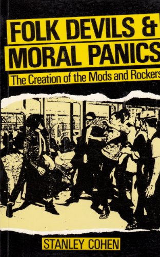 9780631157823: Folk Devils and Moral Panics: Creation of Mods and Rockers