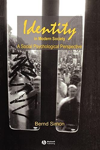 9780631227472: Identity in Modern Society: A Social Psychological Perspective