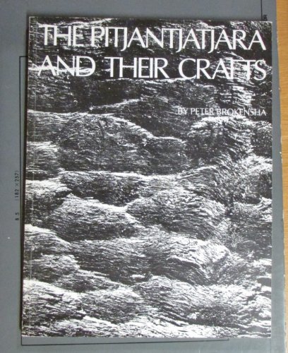9780642935298: THE PITJANTJATJARA AND THEIR CRAFTS