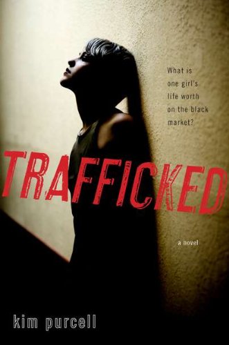 9780670012800: Trafficked