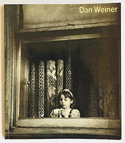 9780670256457: Dan Weiner, 1919-1959 (ICP library of photographers)