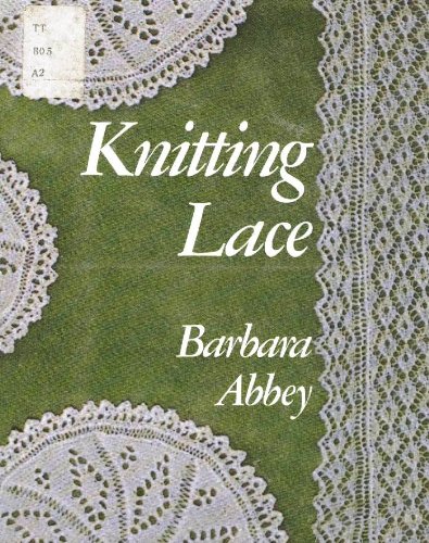 9780670414635: Knitting Lace