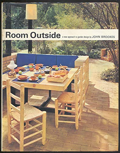 9780670607235: Room Outside. A plan for the garden