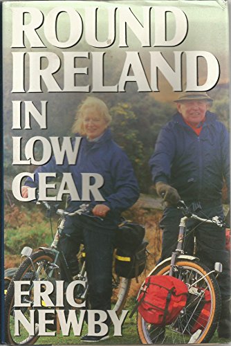 Beispielbild fr Round Ireland in Low Gear zum Verkauf von Better World Books