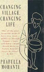 Beispielbild fr Changing Village, Changing Life zum Verkauf von Richard Booth's Bookshop