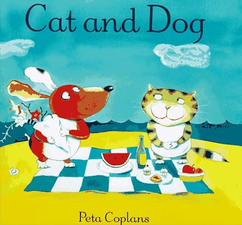 Imagen de archivo de Cat and Dog a la venta por ThriftBooks-Dallas