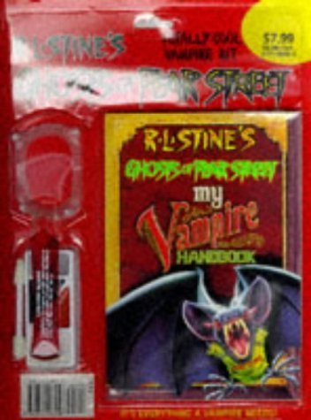 Stock image for Ghost of Fear Street Complete Vampire Kit : Vampire Fangs, Makeup, Makeup Applicator, Stage Blood, and Book for sale by Better World Books: West