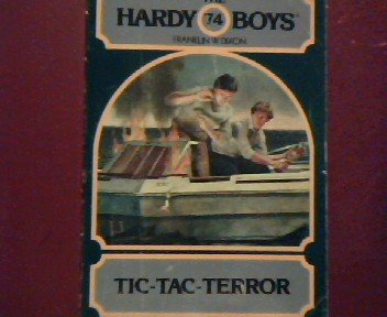 Beispielbild fr Tic-Tac-Terror (The Hardy Boys, Book 74) zum Verkauf von Wonder Book