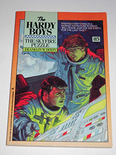 9780671497316: The Skyfire Puzzle (Hardy Boys Mystery #85)