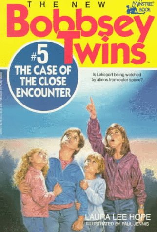 Stock image for Case of the Close Encounter (New Bobbsey Twins #5) for sale by CKBooks
