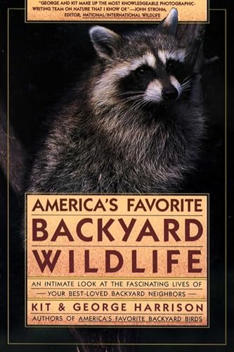 Imagen de archivo de America's Favorite Backyard Wildlife a la venta por Gulf Coast Books