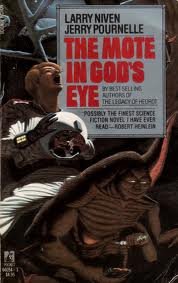 Imagen de archivo de Mote in Gods Eye a la venta por ThriftBooks-Dallas