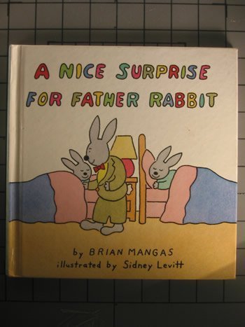 9780671671945: A Nice Surprise for Father Rabbit