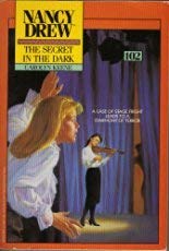 Stock image for The Secret in the Dark 102 Nancy Drew for sale by Firefly Bookstore