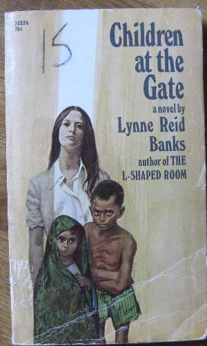 9780671753597: The Children at the Gate