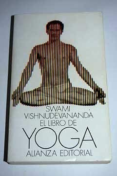 Imagen de archivo de Cmp ill bk Yoga a la venta por Better World Books