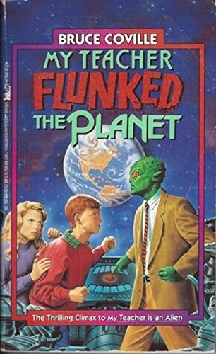 Beispielbild fr My Teacher Flunked the Planet (My Teacher Is an Alien Series) zum Verkauf von DENNIS GALLEMORE