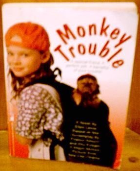 9780671887407: Monkey Trouble