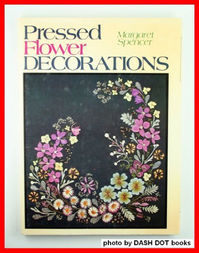 Beispielbild fr Pressed flower decorations zum Verkauf von ThriftBooks-Atlanta