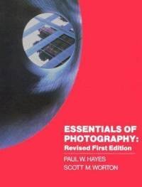 9780672974922: Essentials of photography [Paperback] by Hayes, Paul W