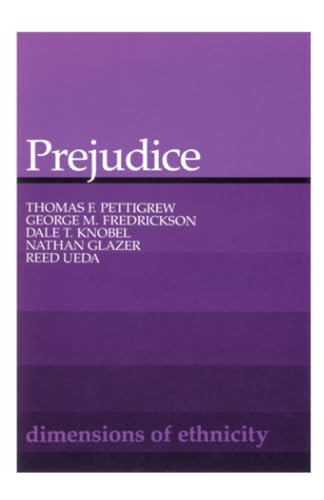 Imagen de archivo de Prejudice a la venta por Better World Books